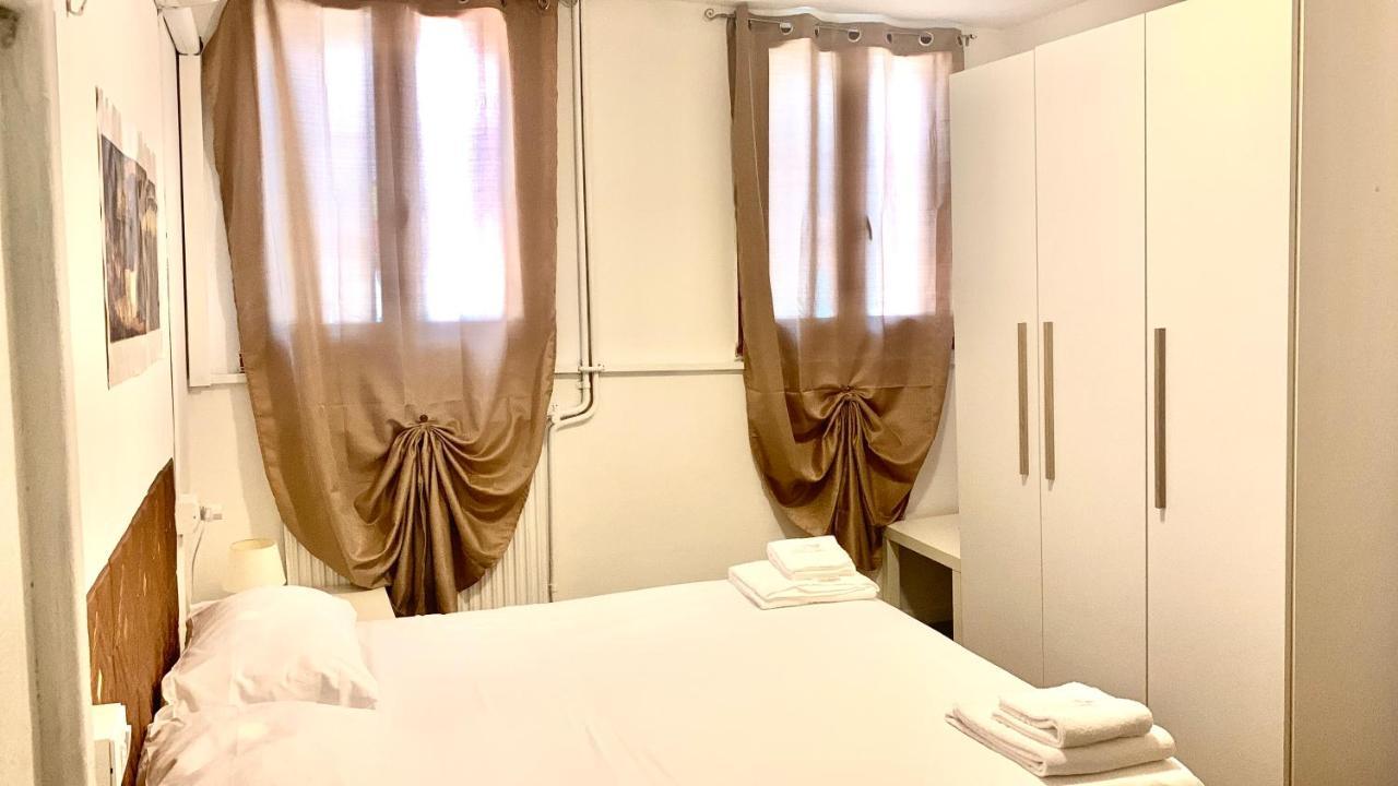 Bed & Breakfast /room With Private Bathroom Venetië